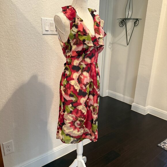 Ann Taylor LOFT Flowy Dress with Ruffle Collar - Picture 4 of 12